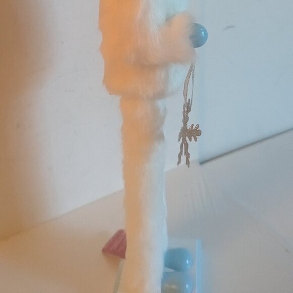 NWT 16" Yeti Nutcracker Bigfoot Furry Christmas Holiday Decor Michael's Ashland - Picture 7 of 13